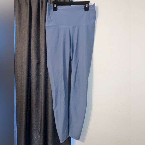 Old Navy Women’s Leggings Bundle Size Medium Tall - Picture 2 of 7